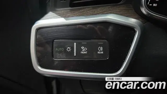 Audi A6 2021 — ფოტო 4/20