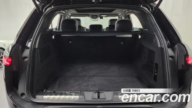 Land Rover Range Rover Sport 2024 — Photo 21/36