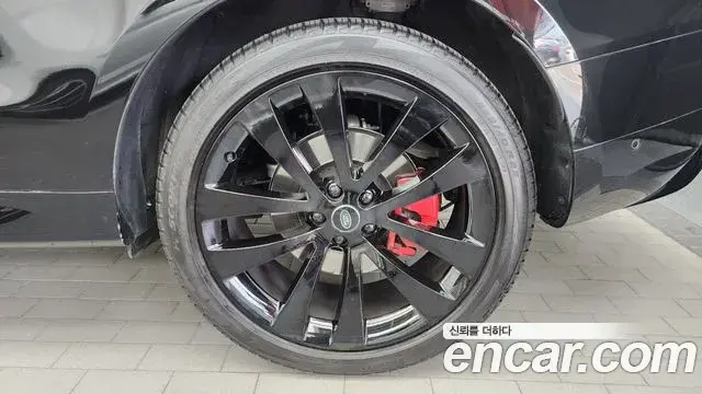 Land Rover Range Rover Sport 2024 — Photo 35/36