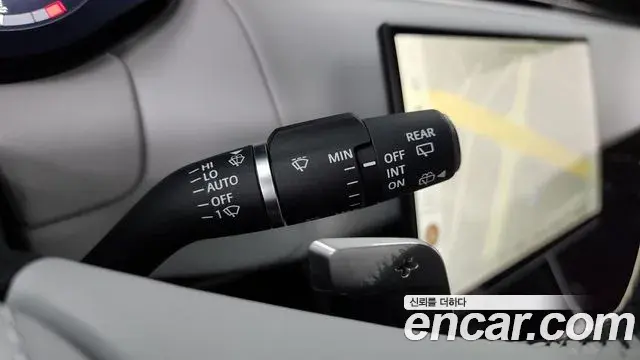 Land Rover Range Rover Sport 2024 — Photo 29/36