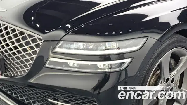 Genesis G80 2022 — Photo 15/31