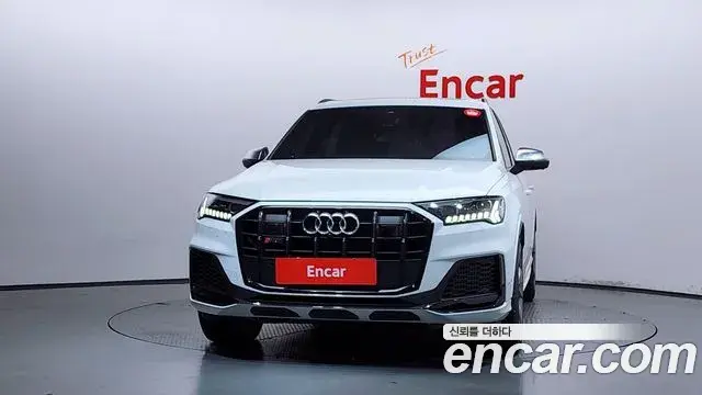 Audi SQ7 2023 — Photo 3/20