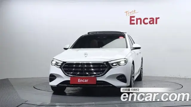 Mercedes-Benz E-Class 2026 — ფოტო 18/20