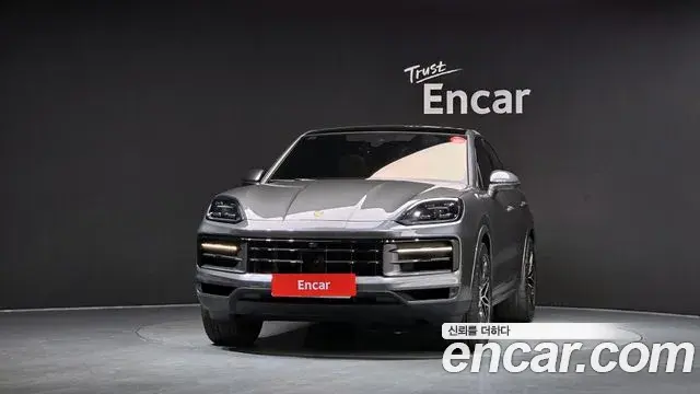 Porsche Cayenne 2024 — Photo 34/37