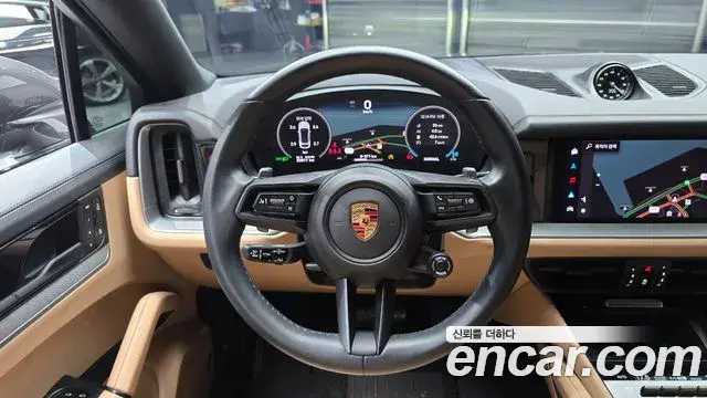 Porsche Cayenne 2024 — Photo 19/37