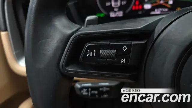 Porsche Cayenne 2024 — Photo 14/37