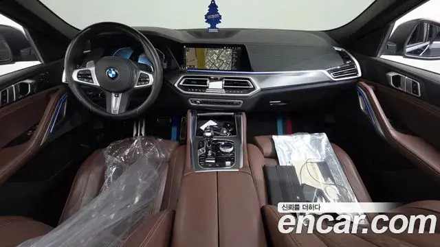 BMW X6 2022 — ფოტო 30/36