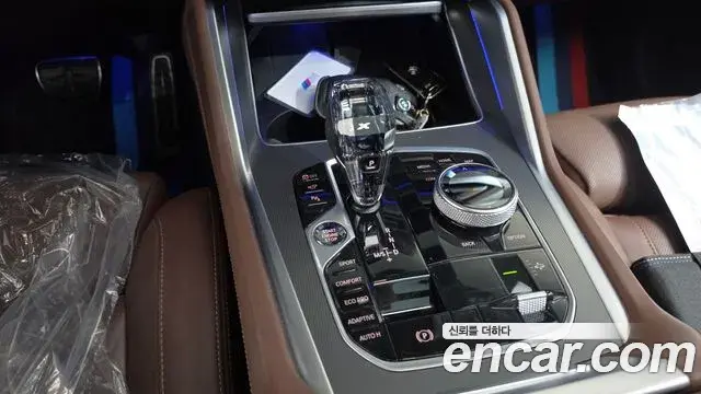 BMW X6 2022 — ფოტო 8/36