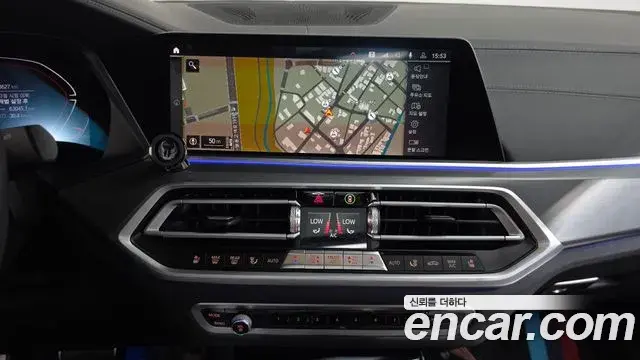 BMW X6 2022 — ფოტო 15/36