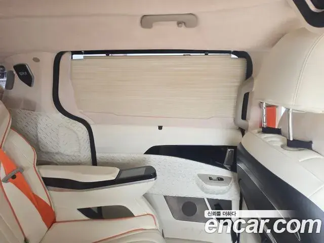 Kia Carnival 2025 — ფოტო 13/16