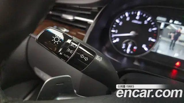 Kia The K9 2020 — Şəkil 30/36