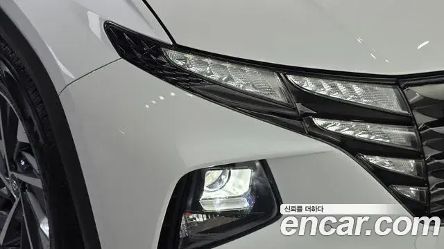 Hyundai Tucson Hybrid 2020 — ფოტო 2/31
