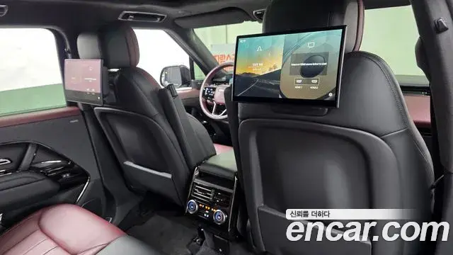 Land Rover Range Rover Sport 2023 — Фото 17/20