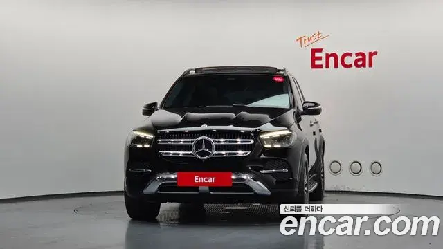 Mercedes-Benz GLE-Class 2025 — ფოტო 34/37