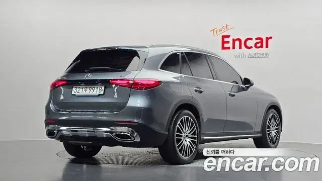 Mercedes-Benz GLC-Class 2023 — Şəkil 27/32