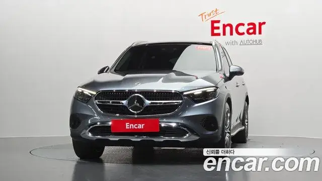 Mercedes-Benz GLC-Class 2023 — Şəkil 30/32