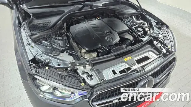 Mercedes-Benz GLC-Class 2023 — Şəkil 9/32