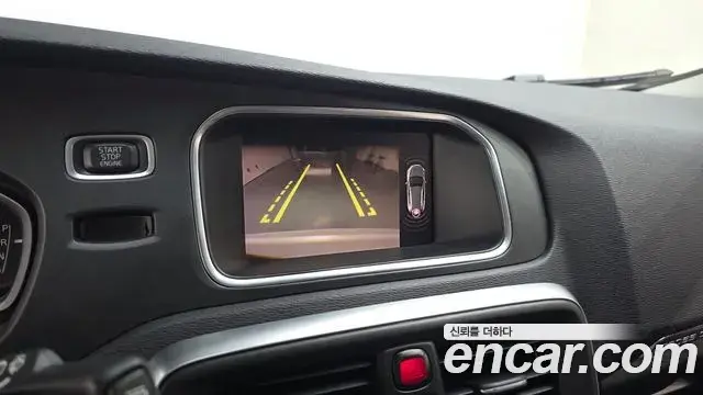 Volvo V40 Cross Country 2019 — ფოტო 20/20