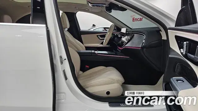 Mercedes-Benz E-Class 2025 — Photo 3/20