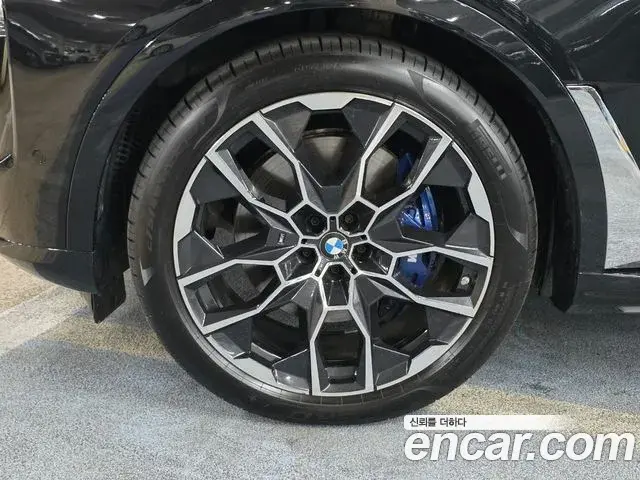 BMW X7 2025 — Şəkil 17/20