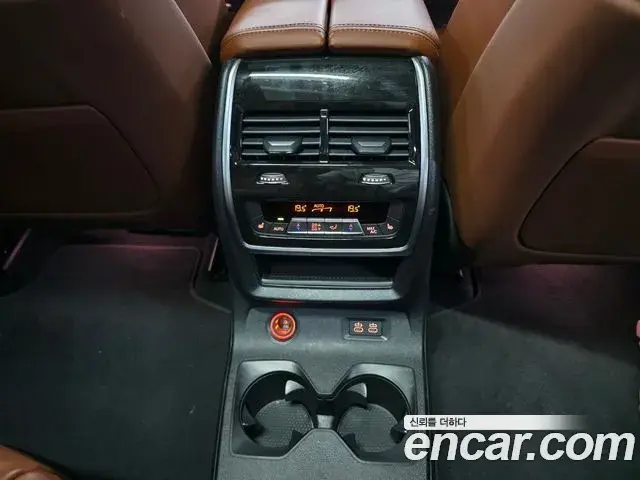 BMW X7 2025 — Şəkil 11/20