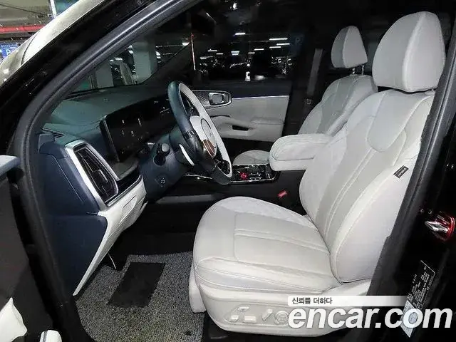 Kia Sorento 2024 — Photo 8/20