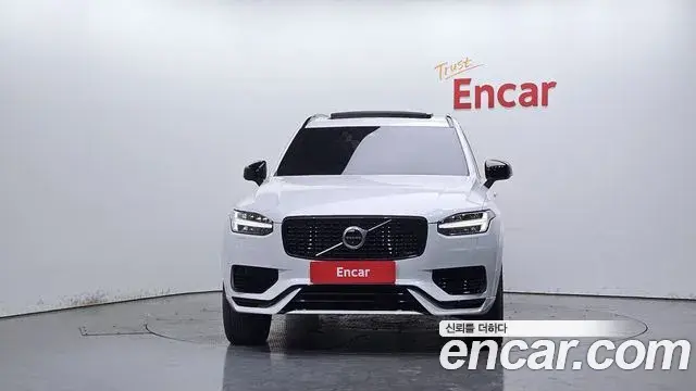 Volvo XC90 2020 — ფოტო 3/20