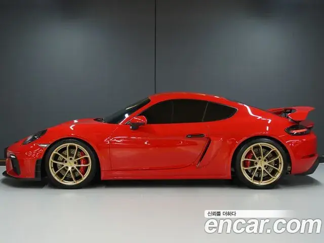 Porsche 718 Cayman 2023 — Фото 1/20