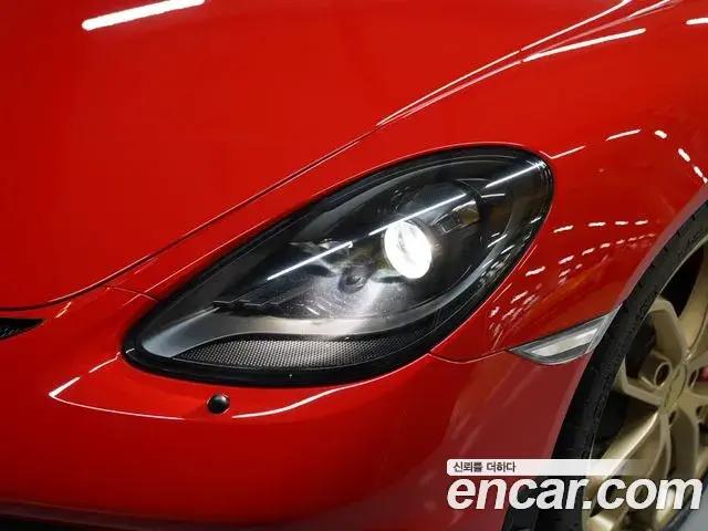 Porsche 718 Cayman 2023 — Фото 5/20