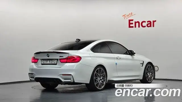 BMW M4 2018 — Şəkil 3/20