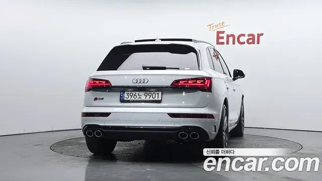 Audi Q5 2021 — Фото 4/20