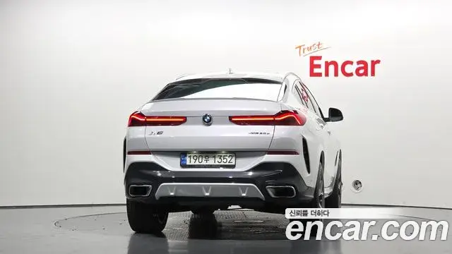 BMW X6 2022 — ფოტო 9/33