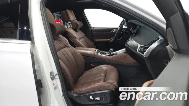 BMW X6 2022 — ფოტო 7/33