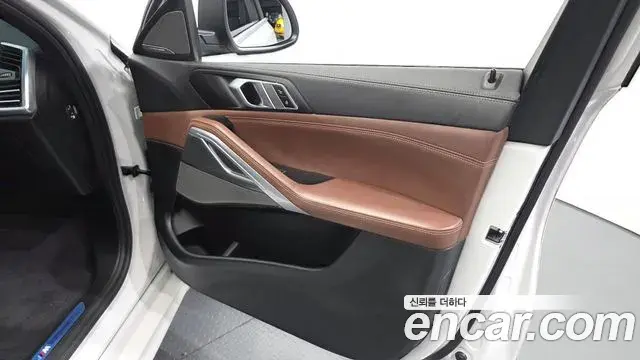 BMW X6 2022 — ფოტო 2/33