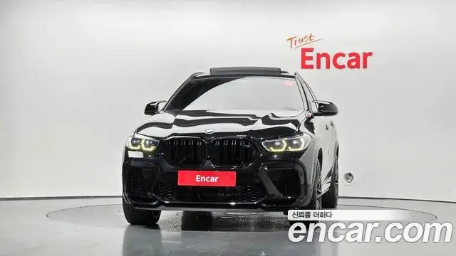 BMW X6M 2021 — Photo 31/33