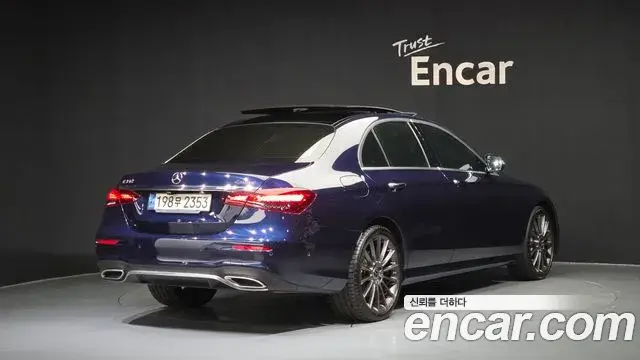 Mercedes-Benz E-Class 2021 — Фото 2/20