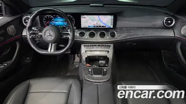 Mercedes-Benz E-Class 2021 — Фото 7/20