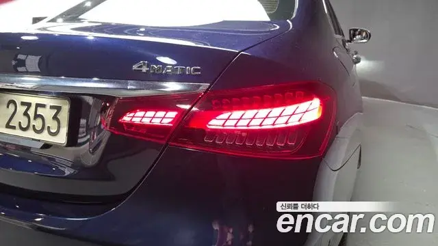 Mercedes-Benz E-Class 2021 — Şəkil 33/37