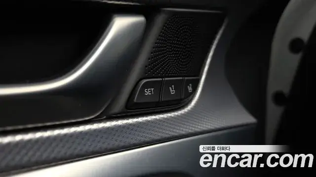 Genesis G70 2021 — ფოტო 10/34
