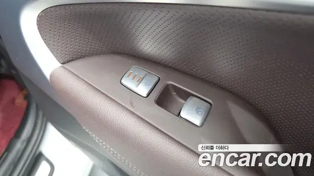 Genesis G70 2021 — ფოტო 1/34