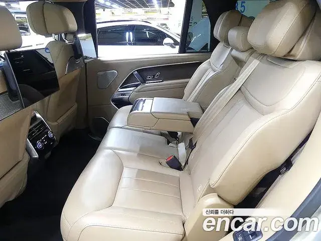 Land Rover Range Rover 2024 — ფოტო 17/20