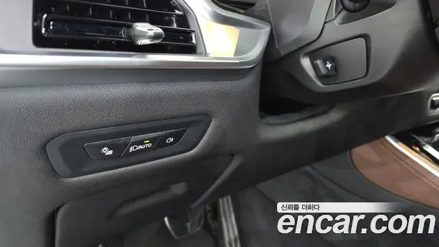 BMW X5 2025 — Photo 10/34