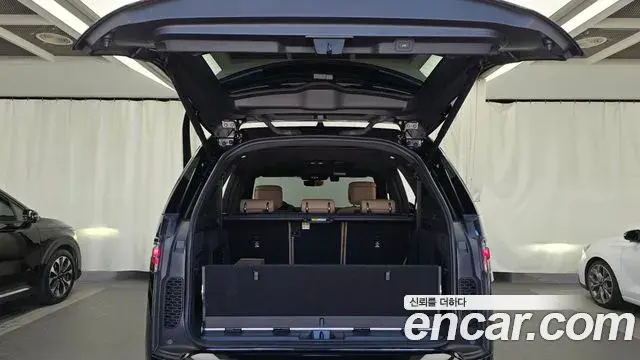 Land Rover Discovery 5 2025 — Şəkil 26/33