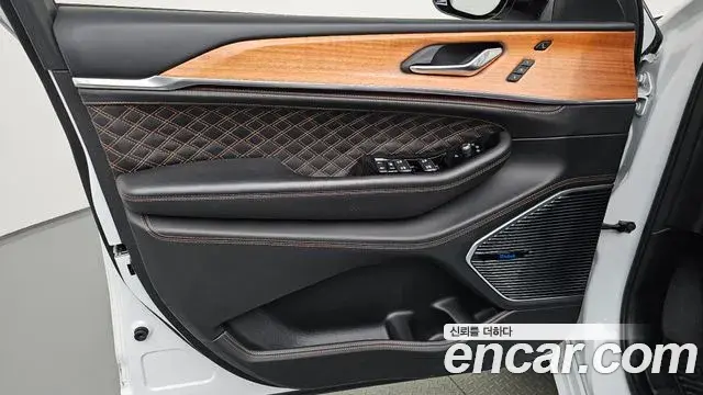 Jeep Grand Cherokee 2023 — Şəkil 27/40