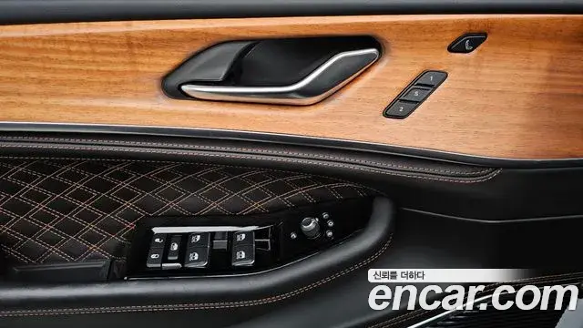 Jeep Grand Cherokee 2023 — Şəkil 15/40