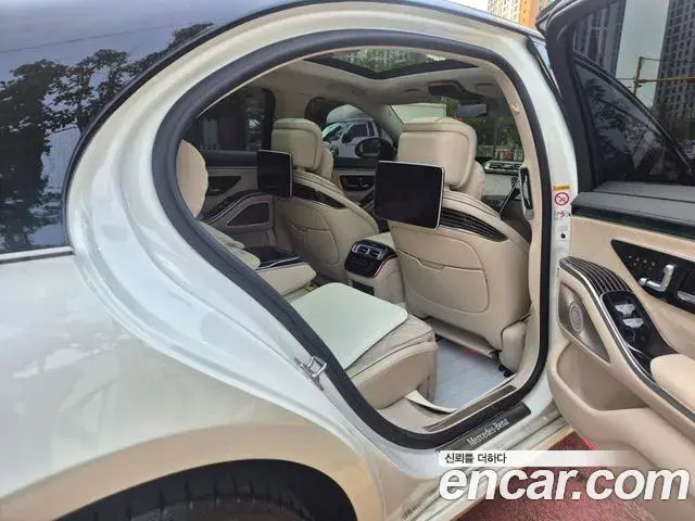 Mercedes-Benz S-Class 2023 — Şəkil 19/20