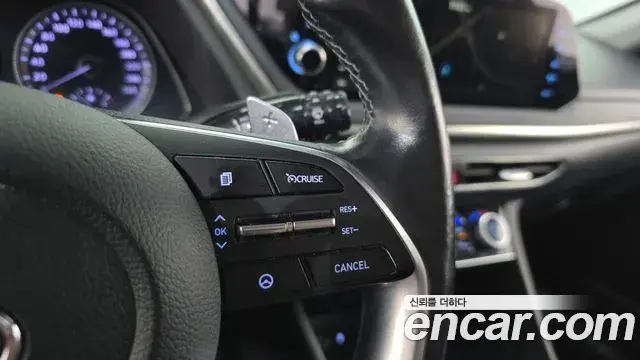 Hyundai Sonata Hybrid 2021 — ფოტო 11/20