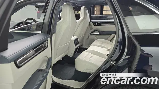 Porsche Cayenne 2020 — Şəkil 7/20