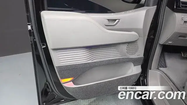 Hyundai Staria 2024 — ფოტო 36/36