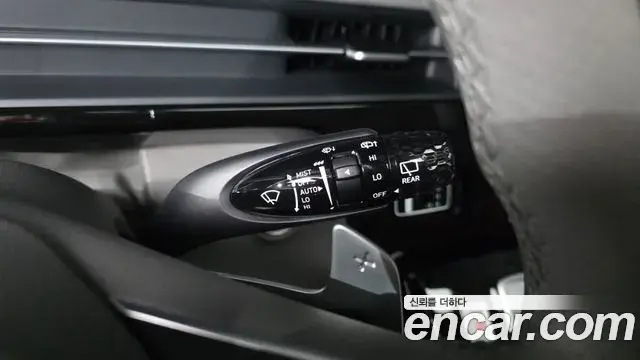 Hyundai Staria 2024 — ფოტო 20/36